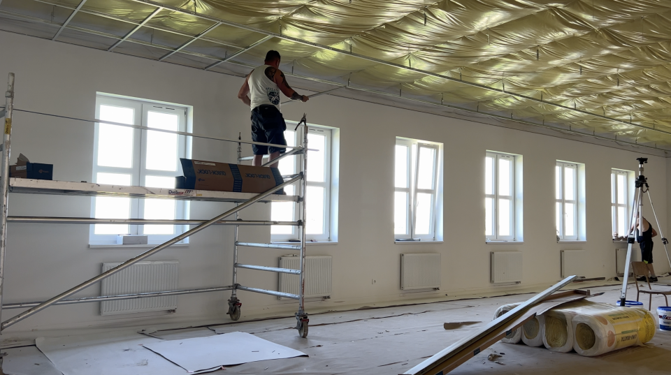 WIDEO: Dom Pomocy Społecznej w Drzykozach zostanie wkrótce oddany do użytku. Gmina Daszyna pozyskała na ten cel aż 4,7 miliona złotych dofinansowania